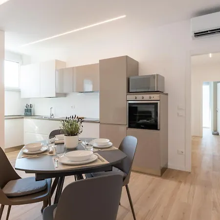Apartment Elegance Peschiera del Garda